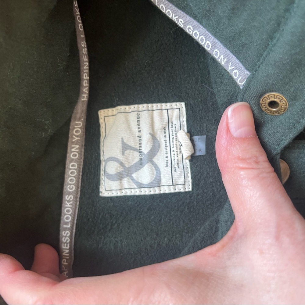 AMPERSAND AVE. Forest Green Sweatshirt large - Picture 6 of 7